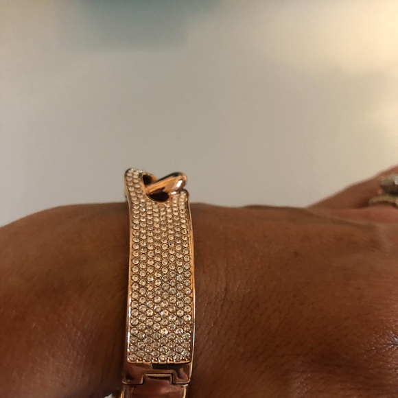SWAROVSKI ROSE GOLD AND CRYSTAL BANGLE BRACELET - Picture 3 of 4